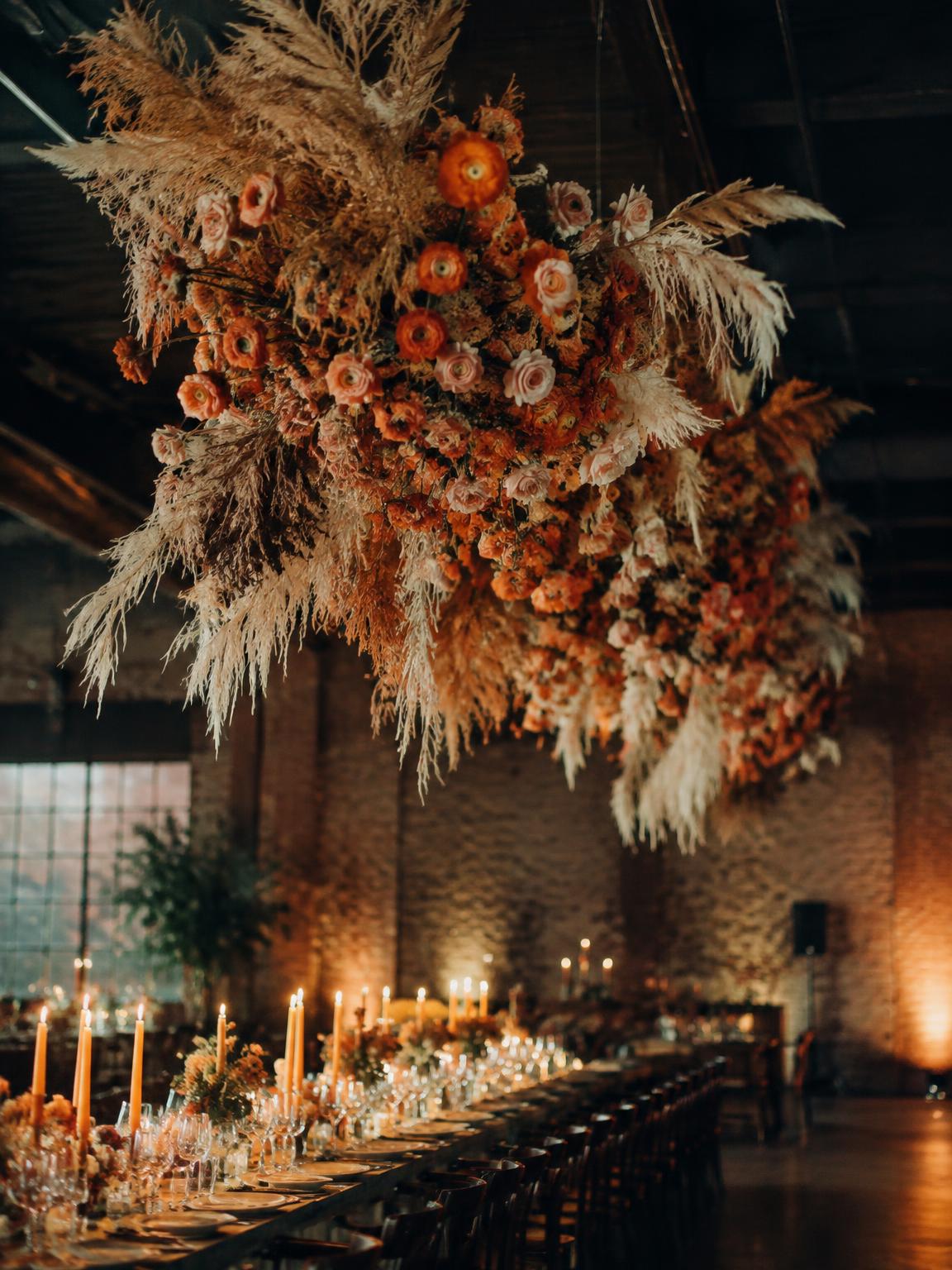 Bloeminstallatie van WAUW Events
